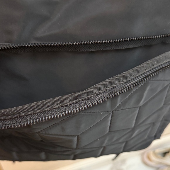 Steve Madden Black Geometric Backpack - Picture 5 of 7